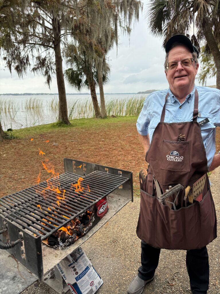 Dee Hooker W4DCH at the grill